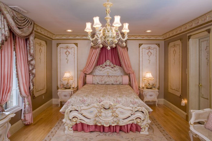 Victorian bedroom design ideas